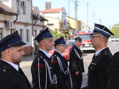 Odznaczenie zasłużonych druhów i druhen strażaków.