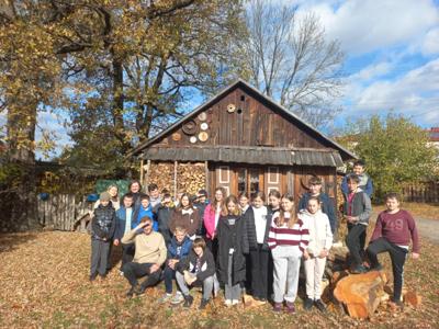 CZYTANIE DAWNIEJ I DZIŚ – MŁODZIEŻ W AKCJI