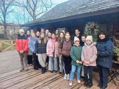 CZYTANIE DAWNIEJ I DZIŚ – MŁODZIEŻ W AKCJI