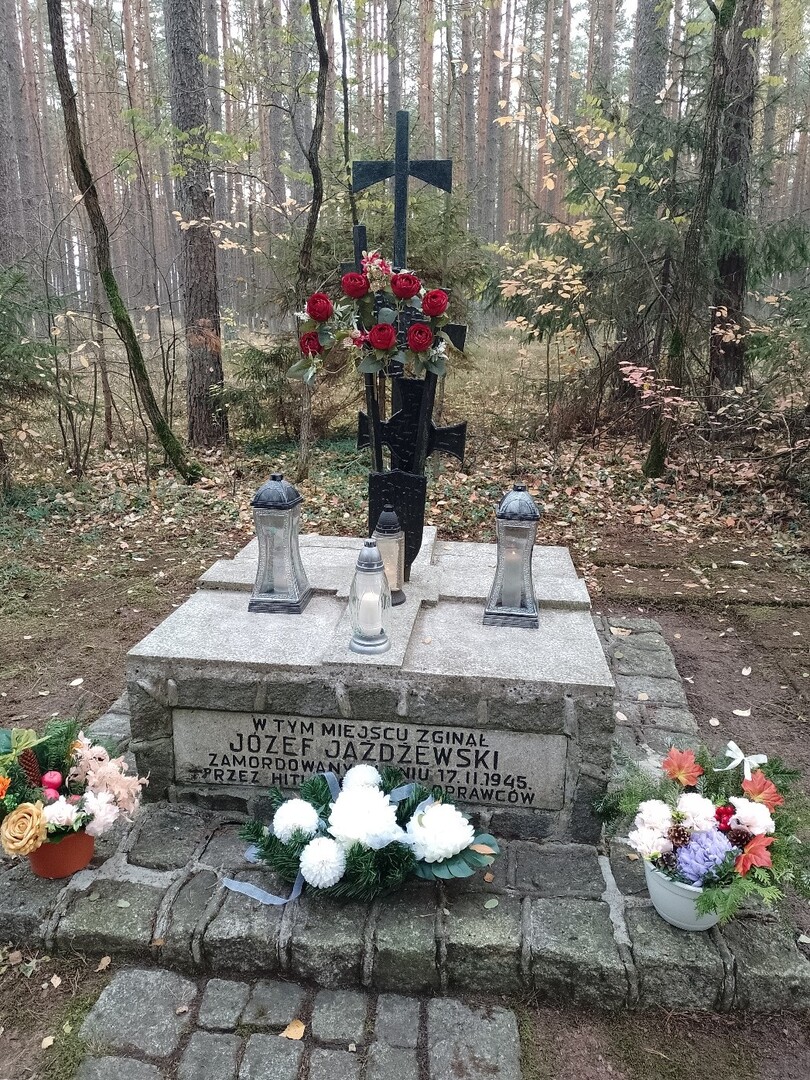 jezdzewski.jpg [1047x1396]