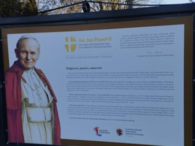 Wystawa o Św. Janie Pawle II w Czarnowie