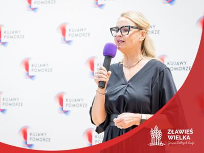 Wręczenie umów dotacyjnych na rozbudowę infrastruktury sportowej w regionie, fot. Tomasz Czachorowski/eventphoto.com.pl dla UMWKP 