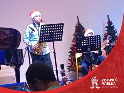 Uczniowie z Górska na konkursie "Świąteczne duety"