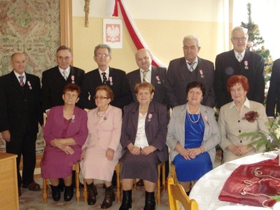 W dniu 14 grudnia 2012 roku w Urzędzie Gminy w Gostycynie odbyła się uroczystość jubileuszowa Złotych Godów. Rocznicę 50-lecia pożycia małżeńskiego świętowali Państwo:

1. Jadwiga i Jerzy Ciżmowscy z Gostycyna

2. Wanda i Jerzy Czerwińscy z Gostycyna

3. Barbara i Edward Lewandowscy z Gostycyna

4. Benedykta i Jan Pęzioł z Wielkiej Kloni

5. Elfriede i Antoni Wandzińscy z Wielkiej Kloni

6. Teresa i Jan Wicikowscy z Gostycyna.