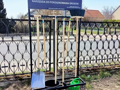 Stojak - cmentarz w Wielkim Mędromierzu