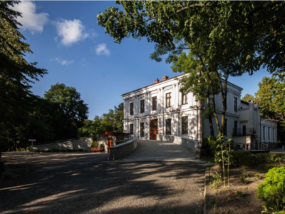 Dwór w Rokocinie