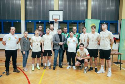 Zdjęcia przedstawią uczestników turnieju.