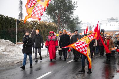 Tradycyjnie ulicami Starogardu Gdańskiego przeszedł Orszak Trzech Króli, który w tym roku zgromadził licznych mieszkańców i gości.