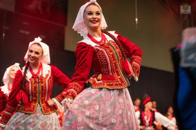 ZESPÓŁ PIEŚNI I TAŃCA "ŚLĄSK"