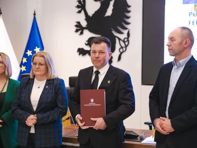 𝐍𝐨𝐰𝐞 𝐝𝐫𝐨𝐠𝐢 𝐩𝐢𝐞𝐬𝐳𝐨–𝐫𝐨𝐰𝐞𝐫𝐨𝐰𝐞 𝐰 𝐧𝐚𝐬𝐳𝐞𝐣 𝐠𝐦𝐢𝐧𝐢𝐞!