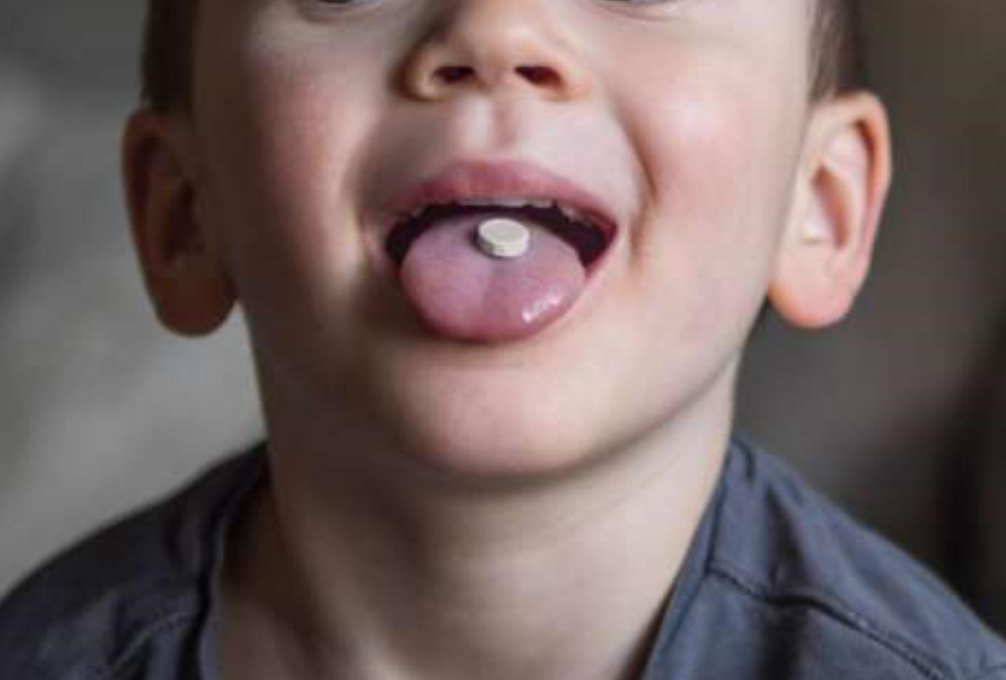 Materiały edukacyjne dotyczące postępowania w sytuacji połknięcia przez dziecko ciała obcego