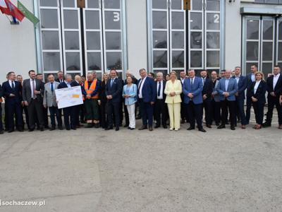 Podpisanie umowy na zaprojektowania i wybudowania hali utrzymaniowo-naprawczej pojazdów kolejowych w Sochaczewie