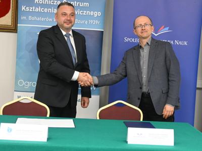 podpisanie porozumienia uczelni z ZS RCKU