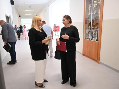 delegacja samorządowa podczas odbioru