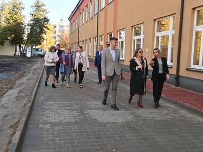 oglądanie inwestycji