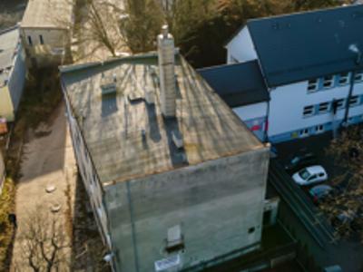 sprzedawany budynek z lotu ptaka