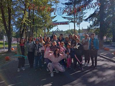 zdj przedstawia dzieci z placówek