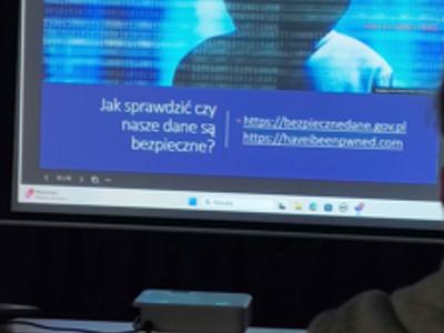 Zdjęcia prezentujące zajęcia