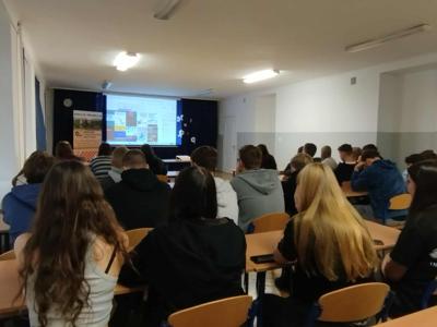 Zdjęcia prezentujące zajęcia