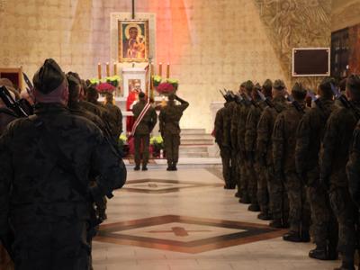 obchody 11 Listopada 