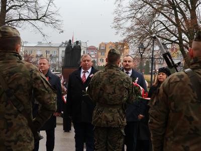 obchody 11 Listopada 