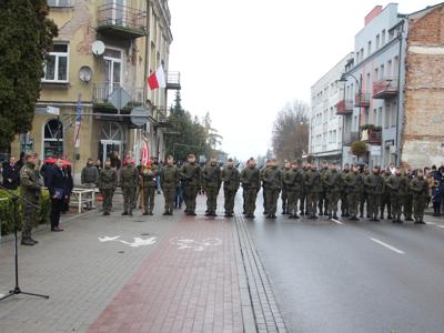 obchody 11 Listopada 