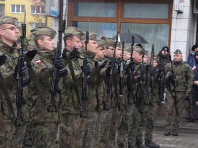 obchody 11 Listopada 