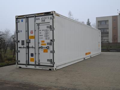 Zdjęcia z rozładunku kontenerów