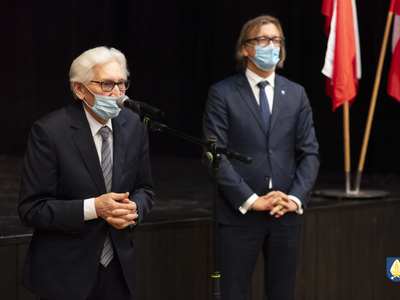 Zdjęcie z uroczystości w Miejskim Ośrodku Kultury