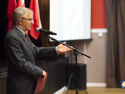 Zdjęcie z uroczystości w Miejskim Ośrodku Kultury