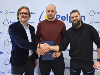 zdjęcie z uroczystości podpisania umów 