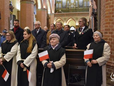 Zdjęcie z obchodów 105. rocznicy powrotu Pelplina do odrodzonej Polski