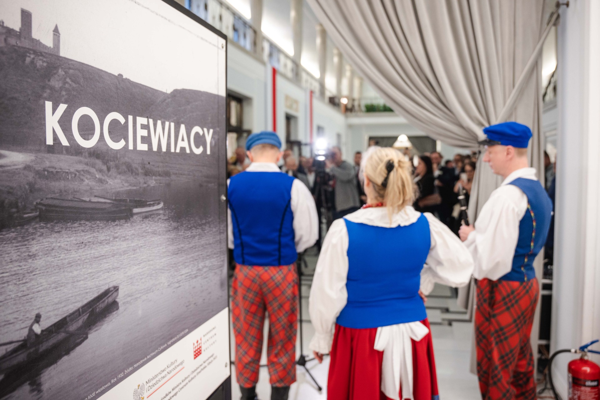zdjęcie z wernisażu wystawy "Kociewiacy" w Sejmie RP