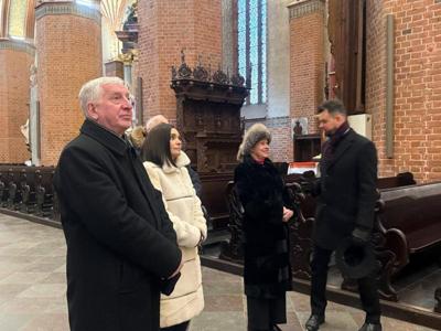 Zdjęcie z wizyty Wiceminister Kultury i Dziedzictwa Narodowego w Pelplinie
