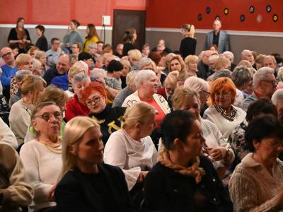Zdjęcie z wydarzania Pelpliński Kabaret literacki. Wieczór piąty