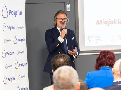zdjęcie z  uroczystości otwarcie filii biblioteki w Pelplinie 