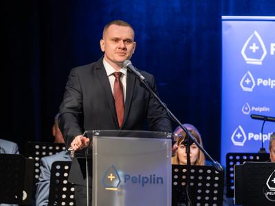 zdjęcie z uroczystości wręczenia stypendiów Burmistrza Miasta i Gminy Pelplin   