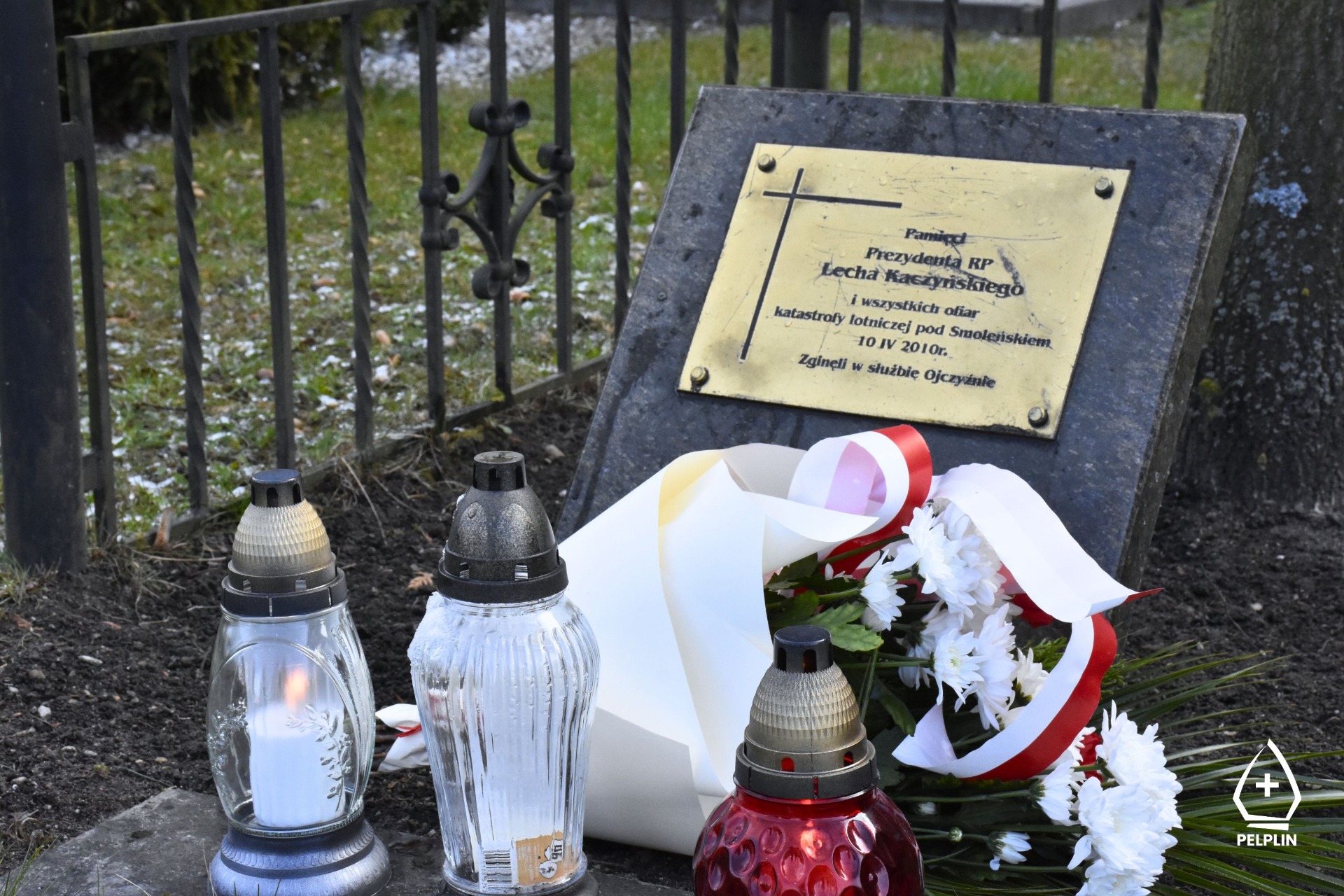 zdjęcie z obchodów 15. rocznicy katastrofy lotniczej pod Smoleńskiem