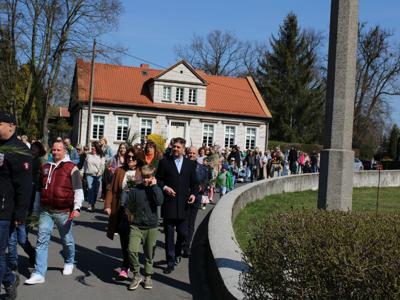 zdjęcie z wydarzenia Niedziela Palmowa i kiermasz wielkanocny w Pelplinie 2025