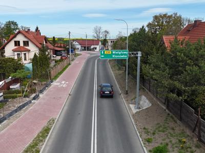 zdjęcie drogi wojewódzkiej nr 230 w Rajkowach