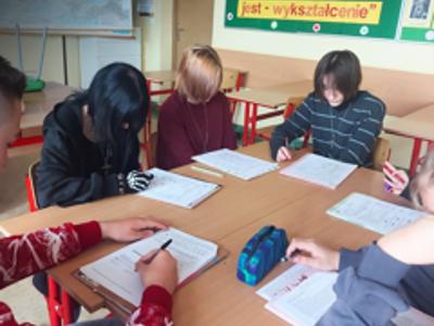 Zajęcia wyrównawcze  z j. polskiego 
