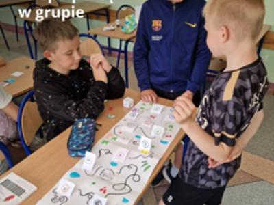 Zajęcia rozwijające kreatywność i współpracę w grupie 