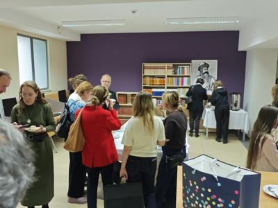 zdjęcie z gali laureatów konkursu plastycznego