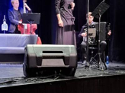 zdjęcie z koncertu poezji i muzyki „Nasi Zmarli” 