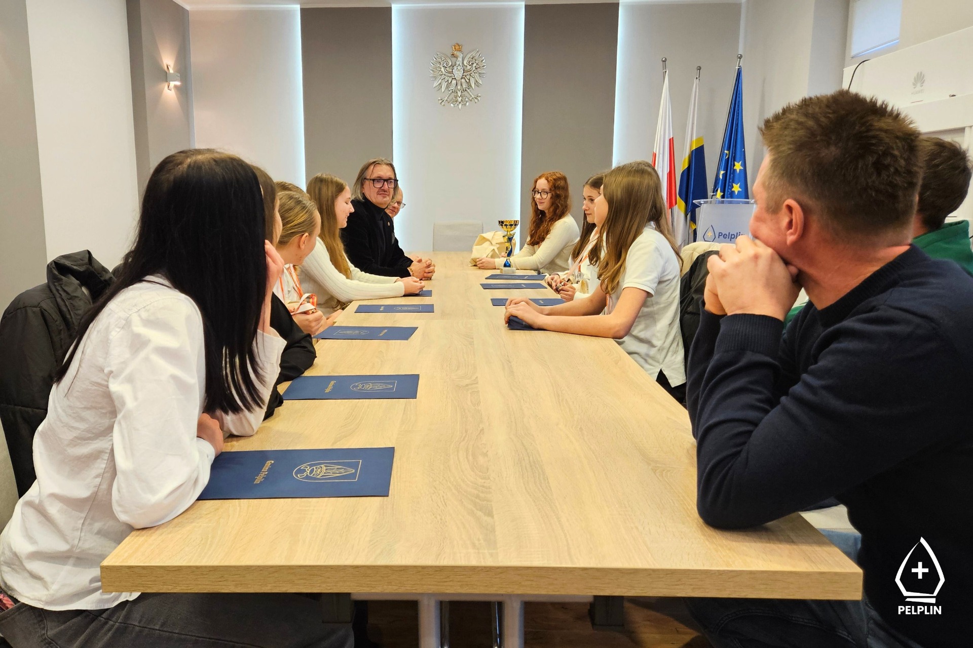 Srebrny Medal dla Dziewcząt z Małych Walichnów w Finale Wojewódzkim Unihokeja