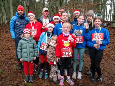 Mikołajkowy Charytatywny Bieg i Marsz Nordic Walking 2025