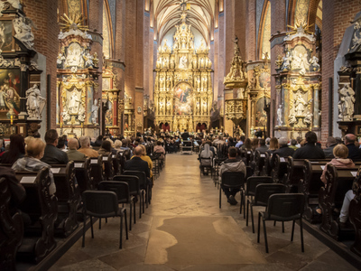 Zdjęcie z koncertu „Te Deum”, który odbył się w pelplińskiej katedrze.