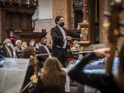 Zdjęcie z koncertu „Te Deum”, który odbył się w pelplińskiej katedrze.