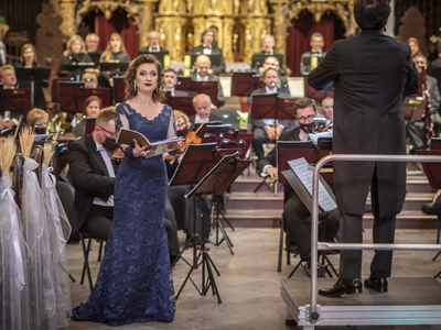 Zdjęcie z koncertu „Te Deum”, który odbył się w pelplińskiej katedrze.