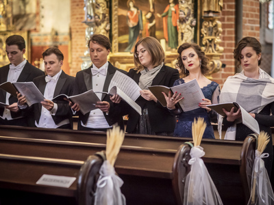 Zdjęcie z koncertu „Te Deum”, który odbył się w pelplińskiej katedrze.
